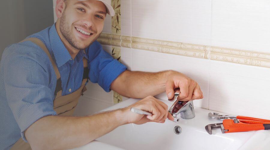Professional clogged drains services in Peach Orchard, AR